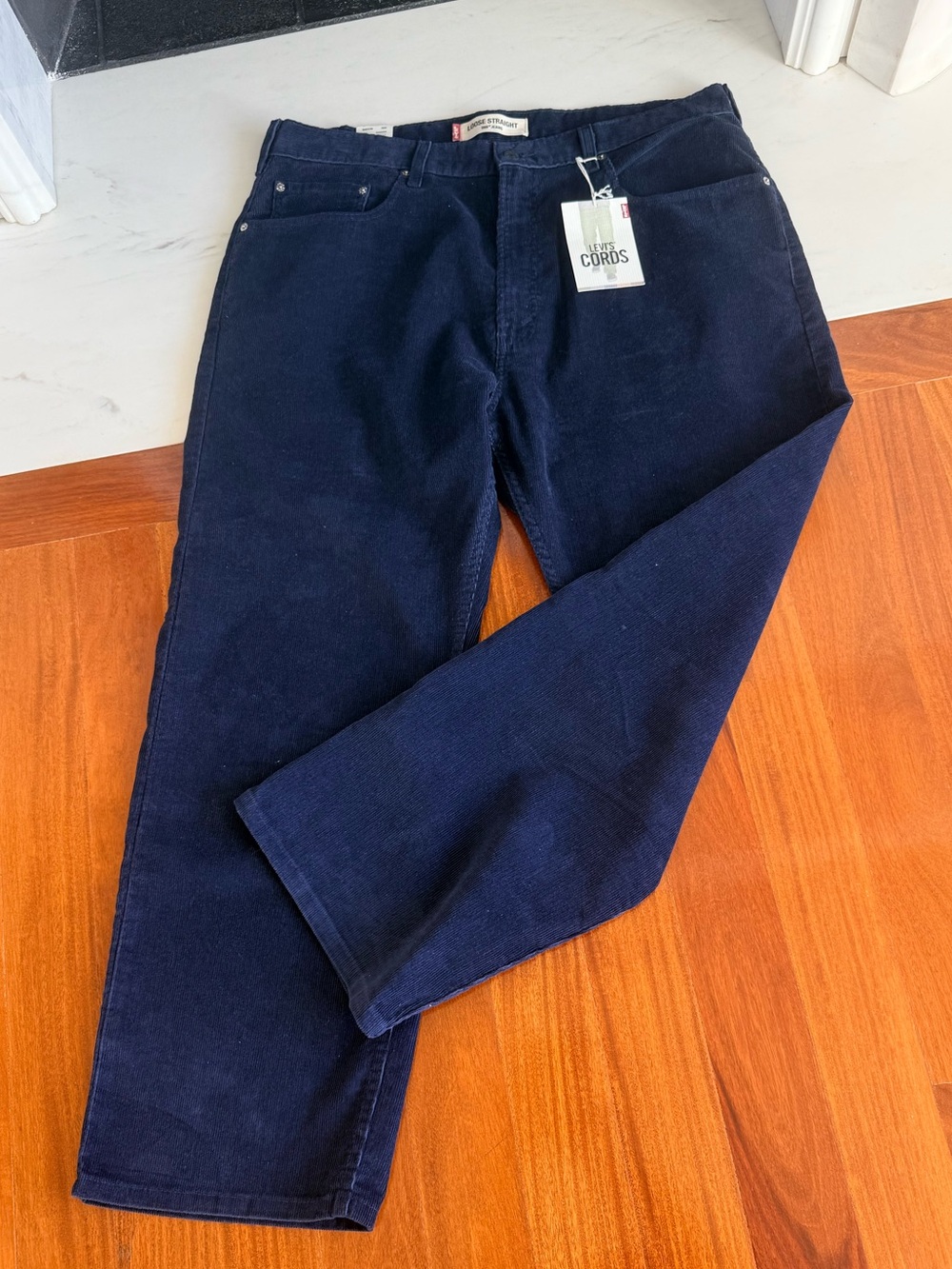 LEVIS Men's Pant LOOSE STRAIGHT Cord Pants
569 JEANS Corduroy Pants Size 38X30